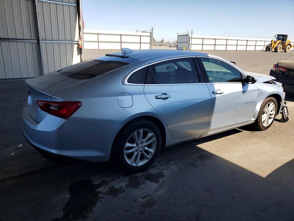 Photo 3 from auction – 2017 CHEVROLET MALIBU with VIN 1G1ZE5ST1HF140508