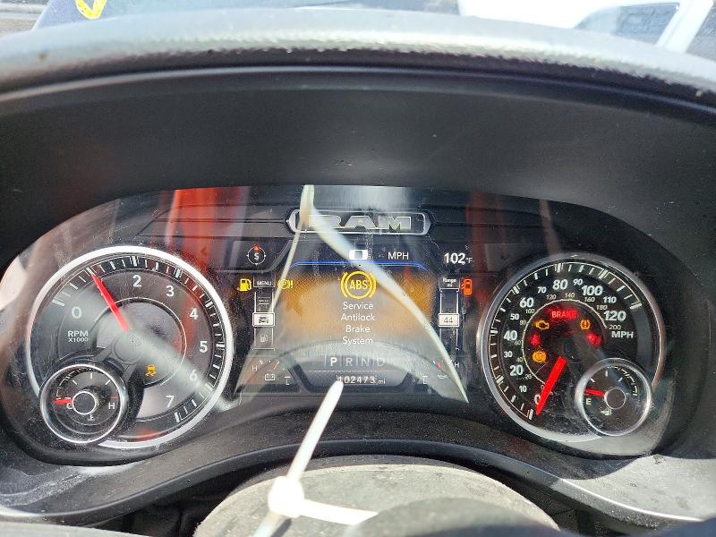 Photo 9 from auction – 2022 RAM 1500 with VIN 1C6RREFT0NN261335