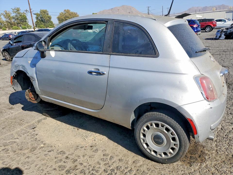Zdjęcie 2 z aukcji – 2012 FIAT 500 z VIN 3C3CFFAR7CT380235