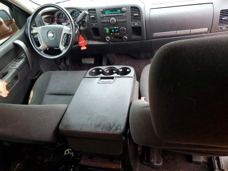 Photo 8 from auction – 2012 CHEVROLET SILVERADO with VIN 1GCRCSE09CZ351914
