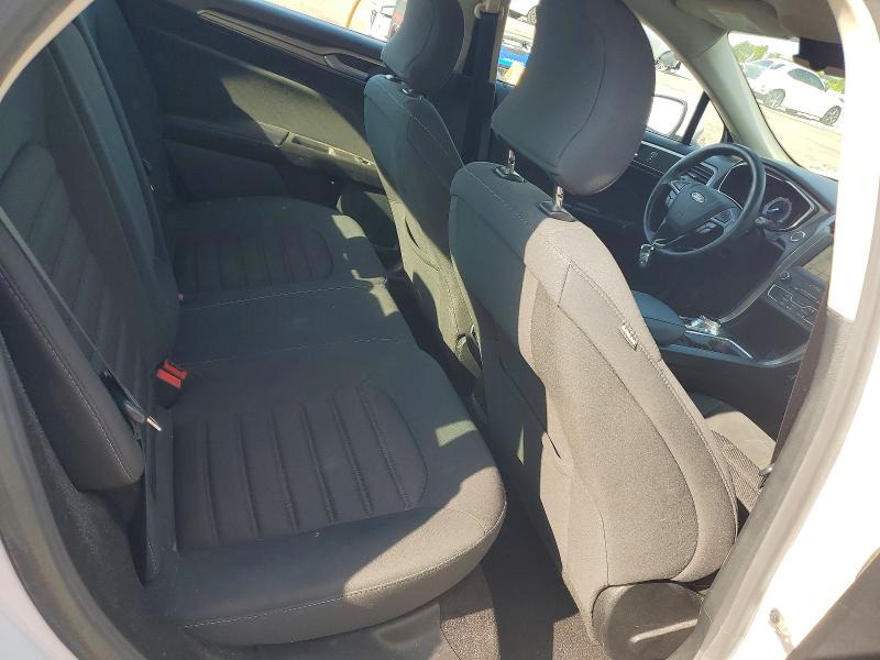 Photo 10 from auction – 2019 FORD FUSION with VIN 3FA6P0HD7KR186092