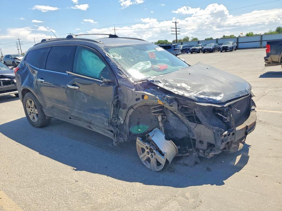 Photo 4 from auction – 2011 CHEVROLET TRAVERSE with VIN 1GNKVJEDXBJ262785