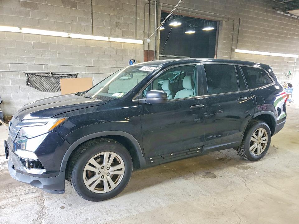 HONDA PILOT 2018 with VIN 5FNYF6H19JB015780 - Photo from auction