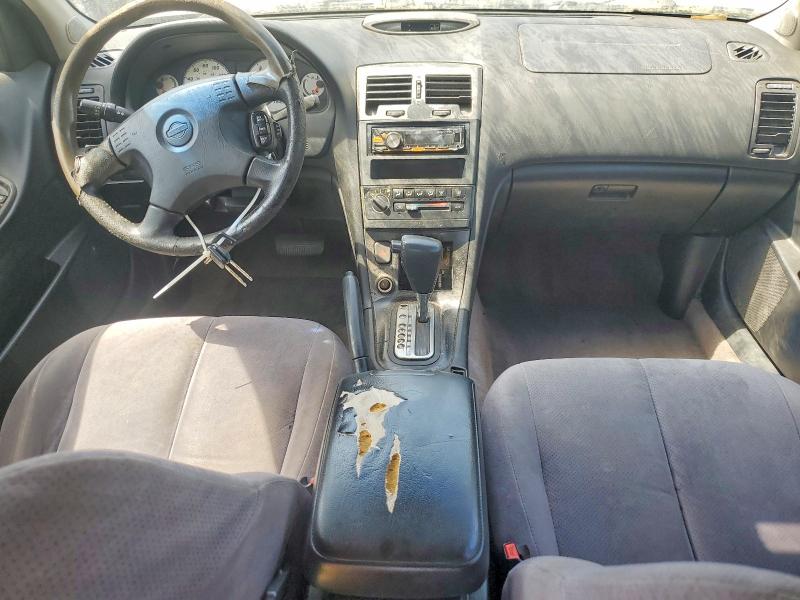 Photo 8 from auction – 2000 NISSAN MAXIMA with VIN JN1CA31D3YT740569