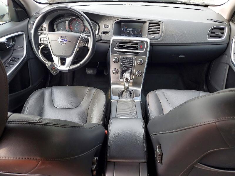 صورة رقم 8 من المزاد - 2015 VOLVO S60 مع VIN YV1612TB1F1304127