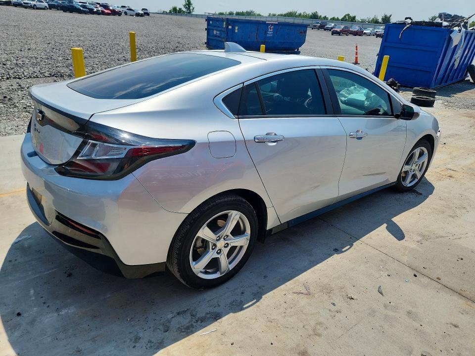 Photo 3 from auction – 2017 CHEVROLET VOLT with VIN 1G1RC6S51HU124608