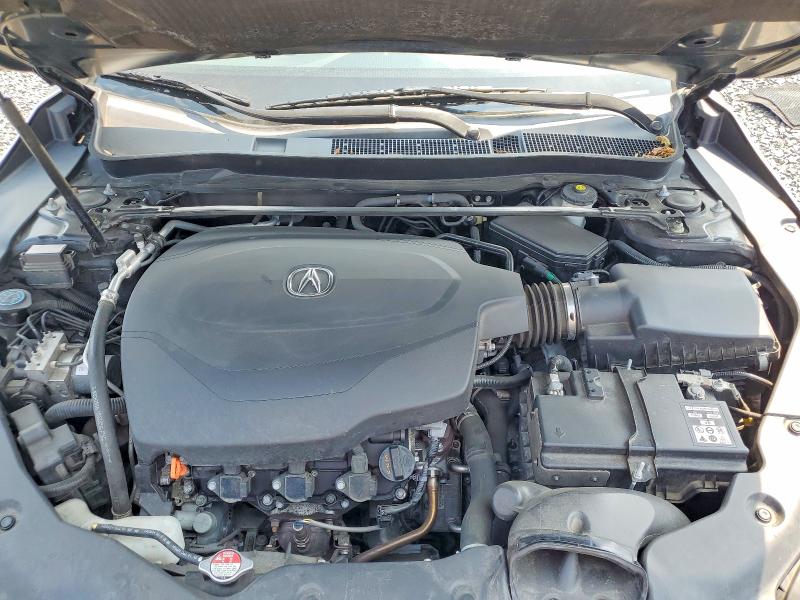 Photo 11 from auction – 2017 ACURA TLX with VIN 19UUB3F51HA000418