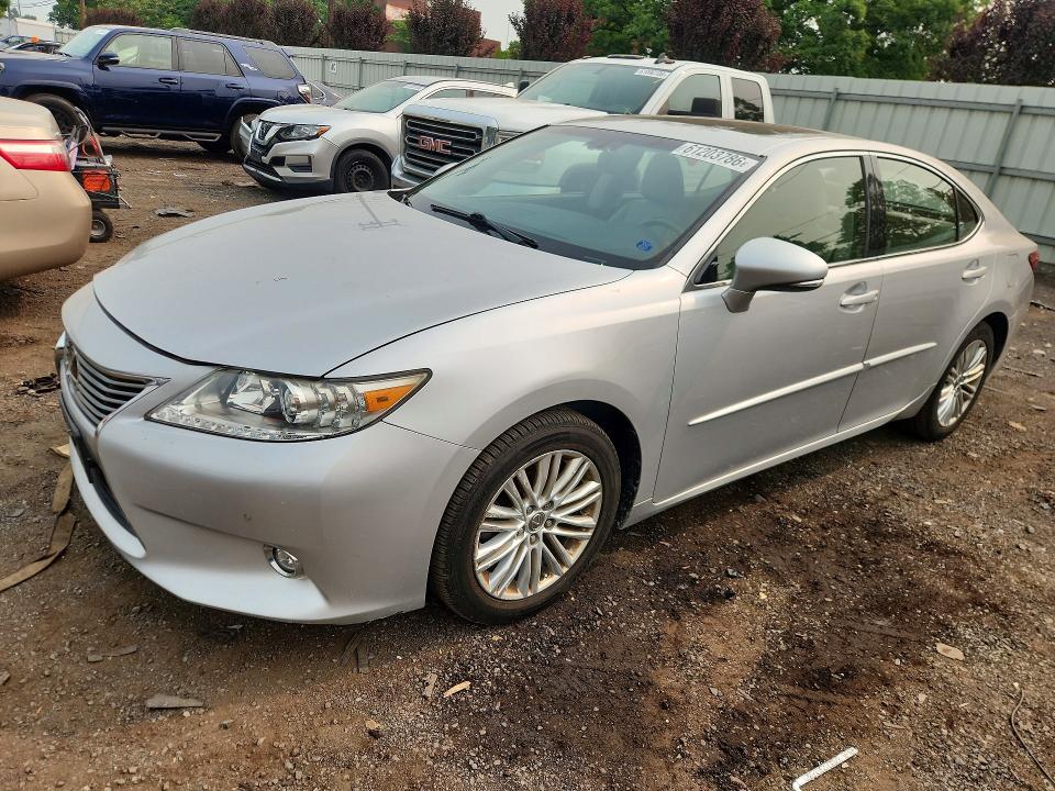 LEXUS ES 2015 with VIN JTHBK1GG0F2177901 - Photo from auction