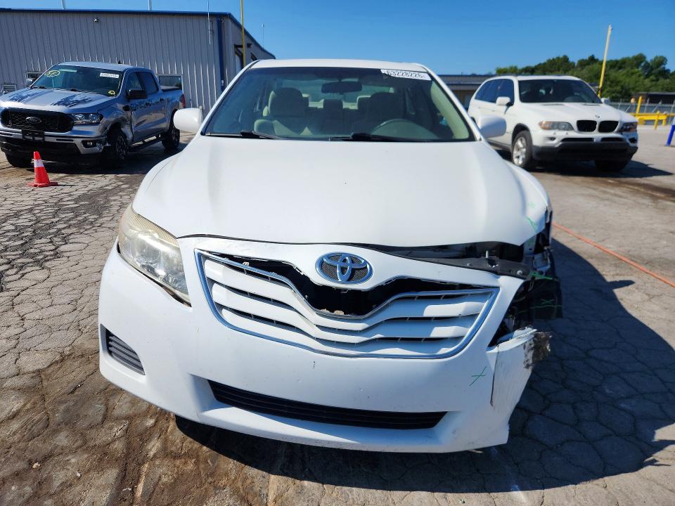 Photo 5 from auction – 2010 TOYOTA CAMRY with VIN 4T1BF3EK8AU560213