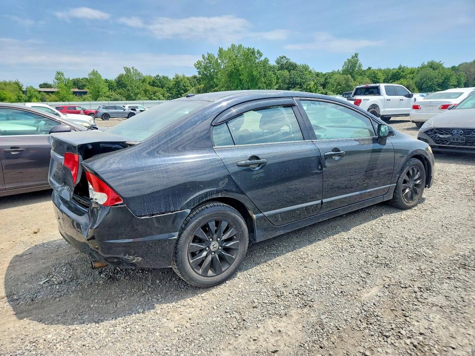 Photo 3 from auction – 2010 HONDA CIVIC with VIN 2HGFA1F87AH556203
