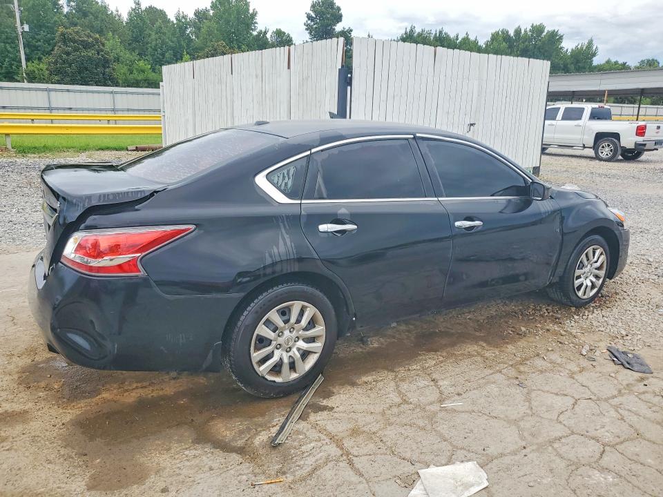 Photo 3 from auction – 2015 NISSAN ALTIMA with VIN 1N4AL3AP3FC222327