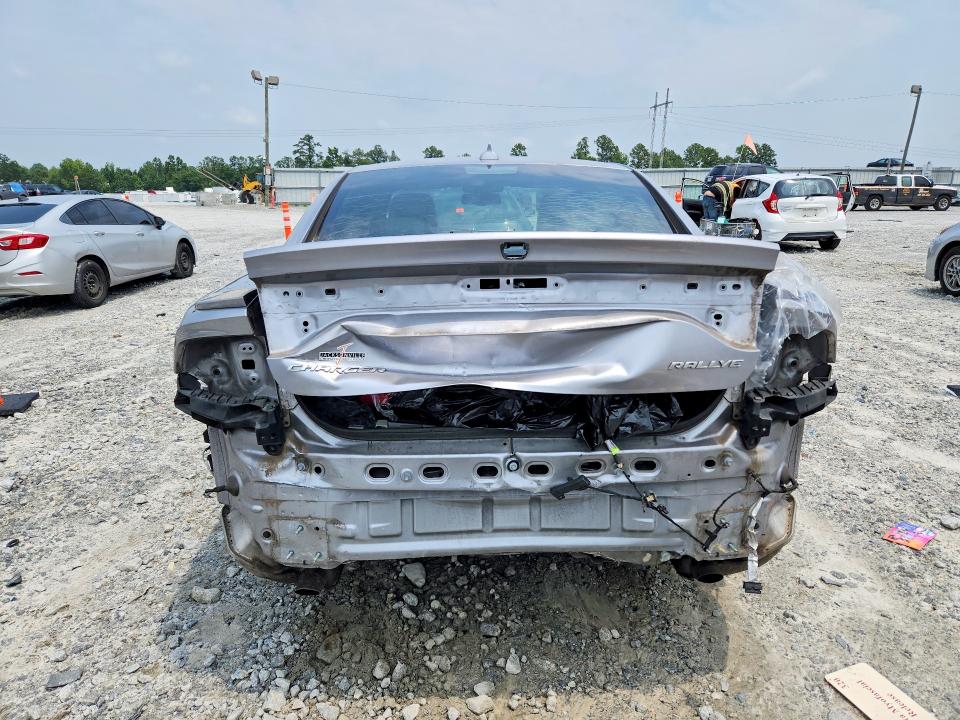 Photo 6 from auction – 2017 DODGE CHARGER with VIN 2C3CDXHGXHH584222