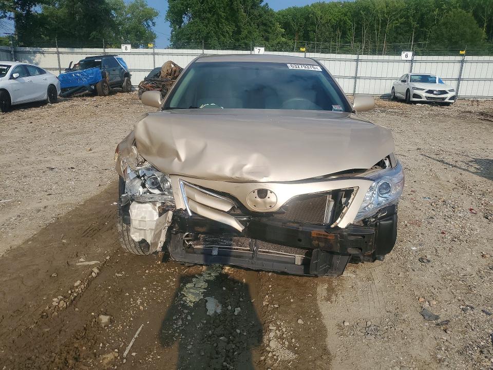 Photo 5 from auction – 2011 TOYOTA CAMRY with VIN 4T1BF3EK3BU199426