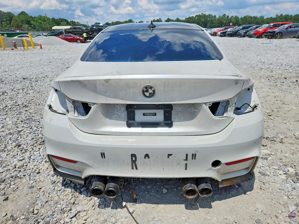 Zdjęcie 6 z aukcji – 2016 BMW M4 z VIN WBS3R9C5XGK336292