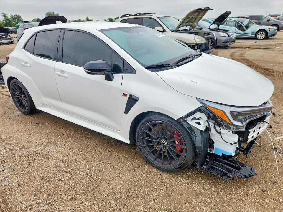 Photo 4 from auction – 2024 TOYOTA GR COROLLA with VIN JTNABAAE2RA015570