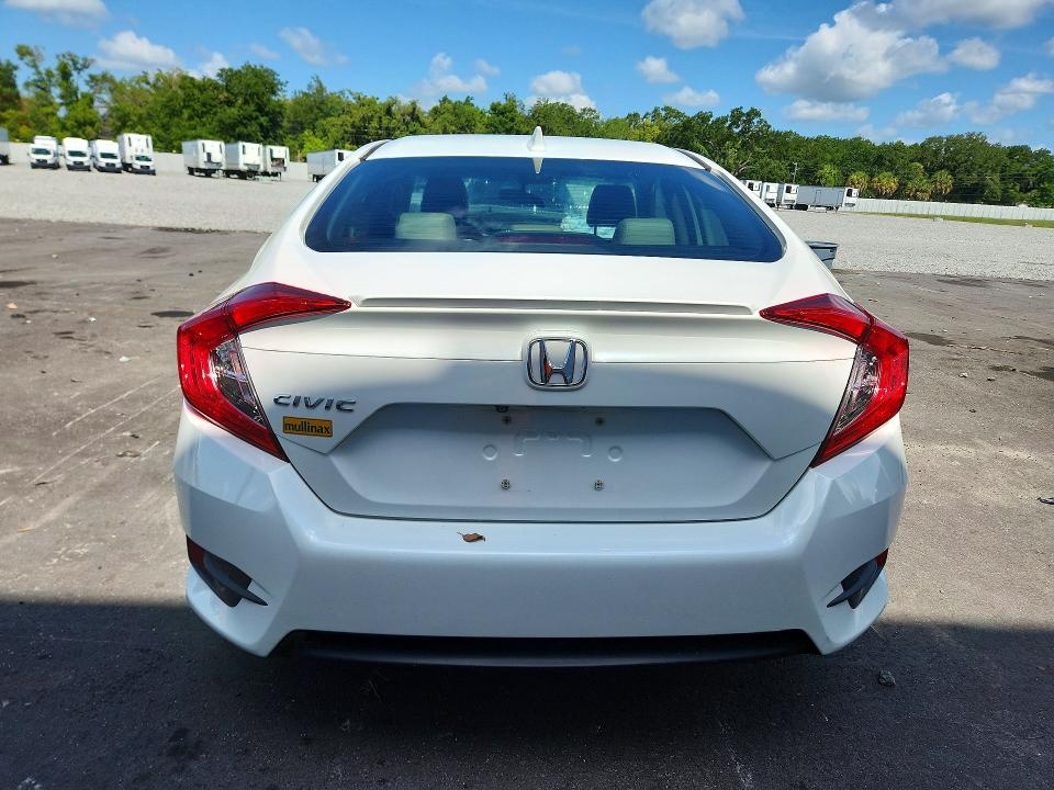 Photo 6 from auction – 2018 HONDA CIVIC with VIN JHMFC1F88JX013705
