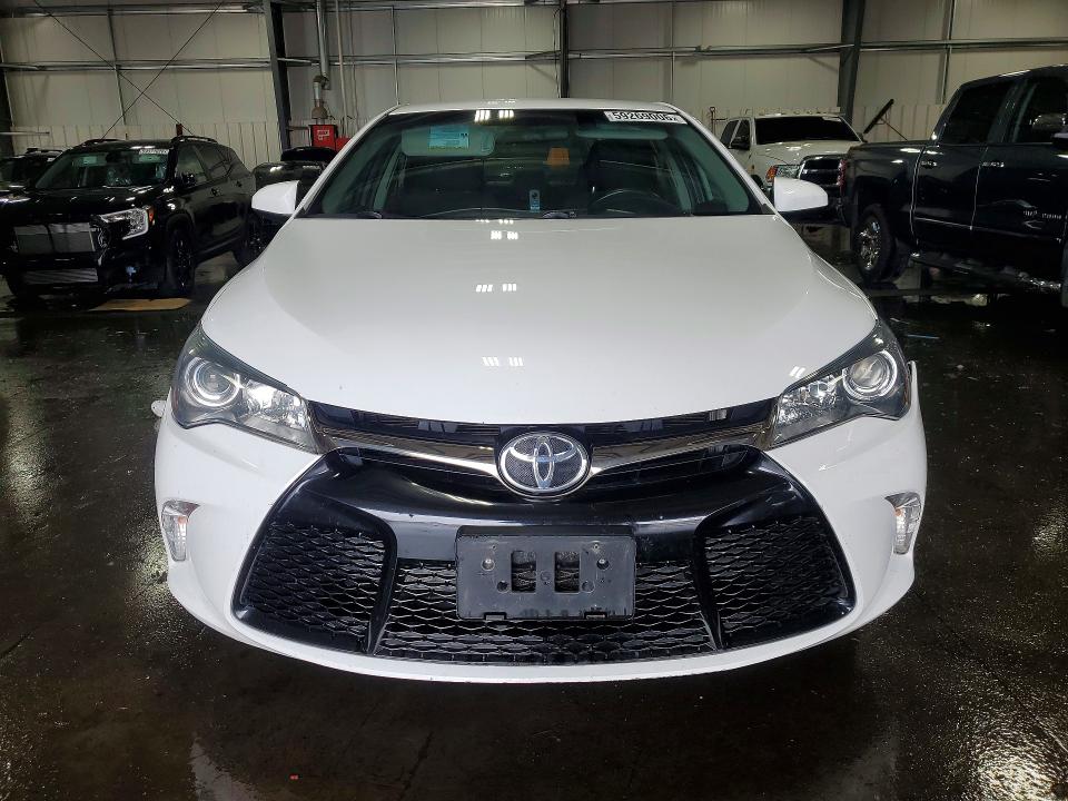 Photo 5 from auction – 2016 TOYOTA CAMRY with VIN 4T1BF1FK8GU161989