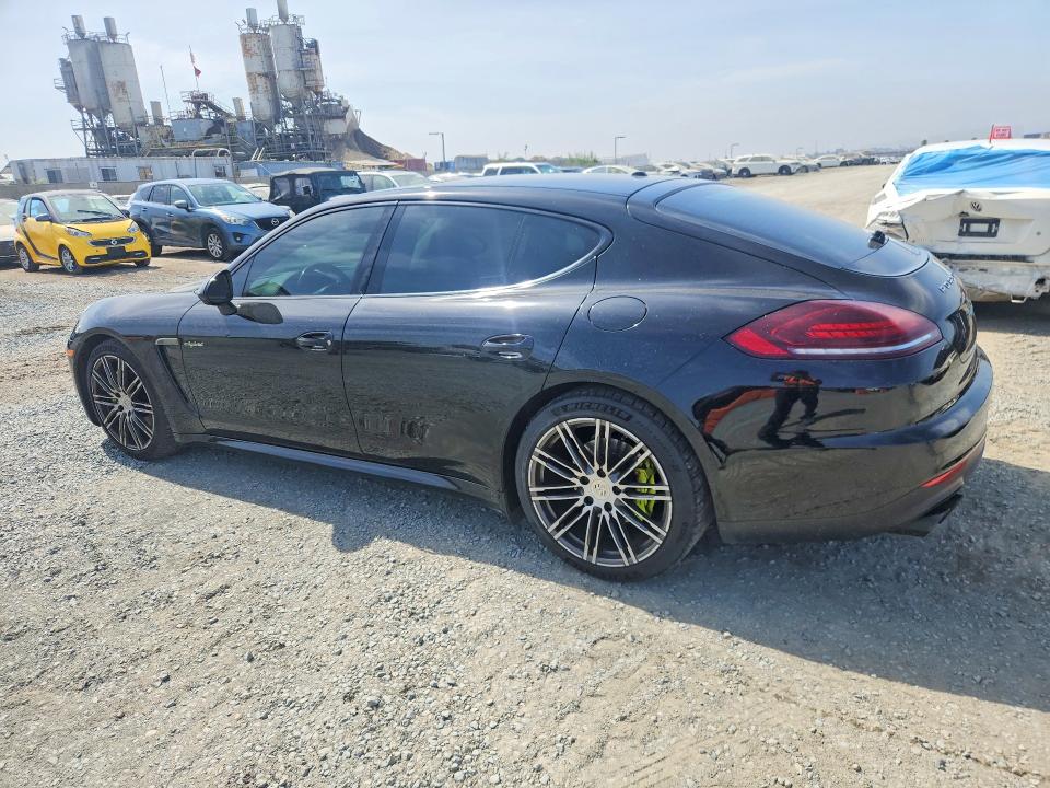 Photo 2 from auction – 2015 PORSCHE PANAMERA with VIN WP0AD2A77FL040731