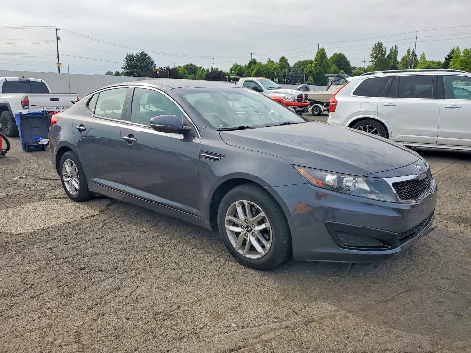 Photo 4 from auction – 2011 KIA OPTIMA with VIN KNAGM4A77B5147571