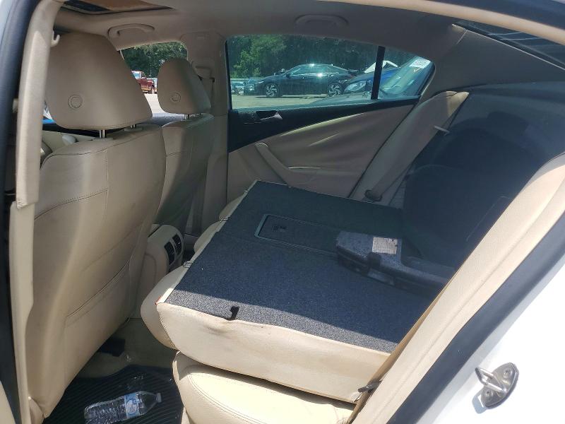 Photo 10 from auction – 2010 VOLKSWAGEN PASSAT with VIN WVWJK7AN5AE139739