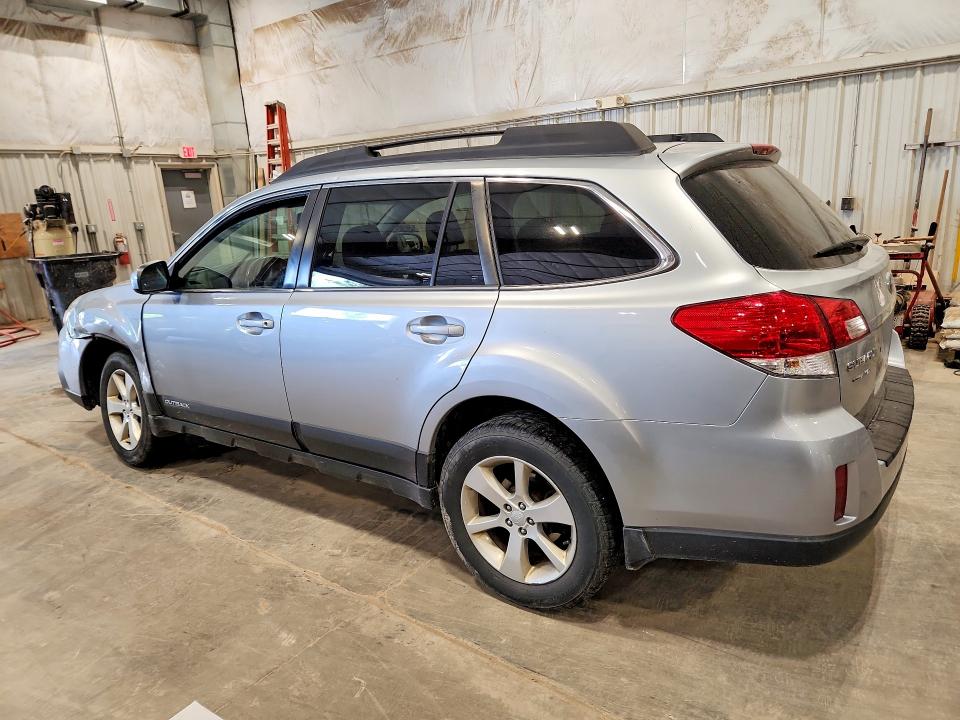 Photo 2 from auction – 2013 SUBARU OUTBACK with VIN 4S4BRBCC4D3222718