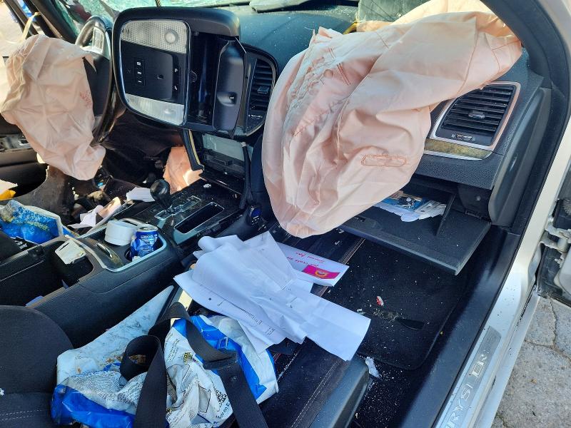 Photo 8 from auction – 2012 CHRYSLER 300C with VIN 2C3CCAET4CH242534