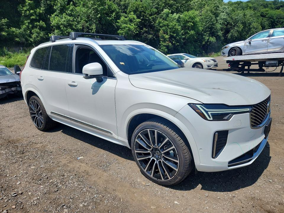 Photo 4 from auction – 2026 VOLVO XC90 with VIN YV4062PE9T1482023