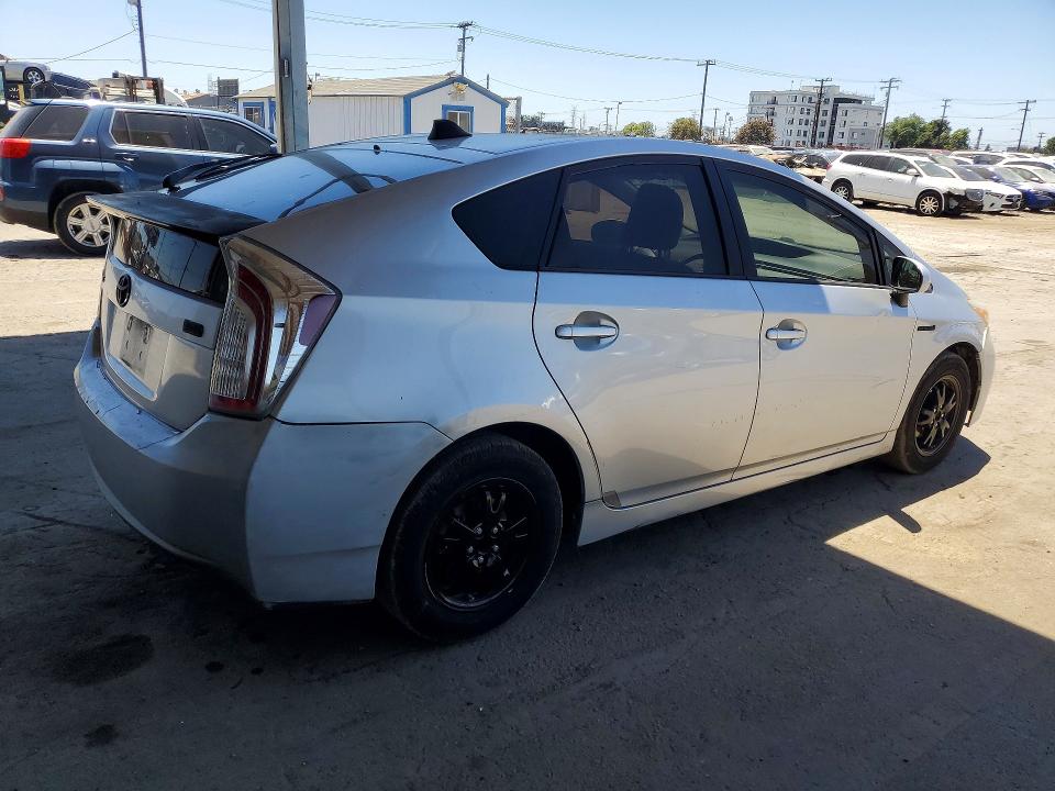 Photo 3 from auction – 2012 TOYOTA PRIUS with VIN JTDKN3DU4C5524610