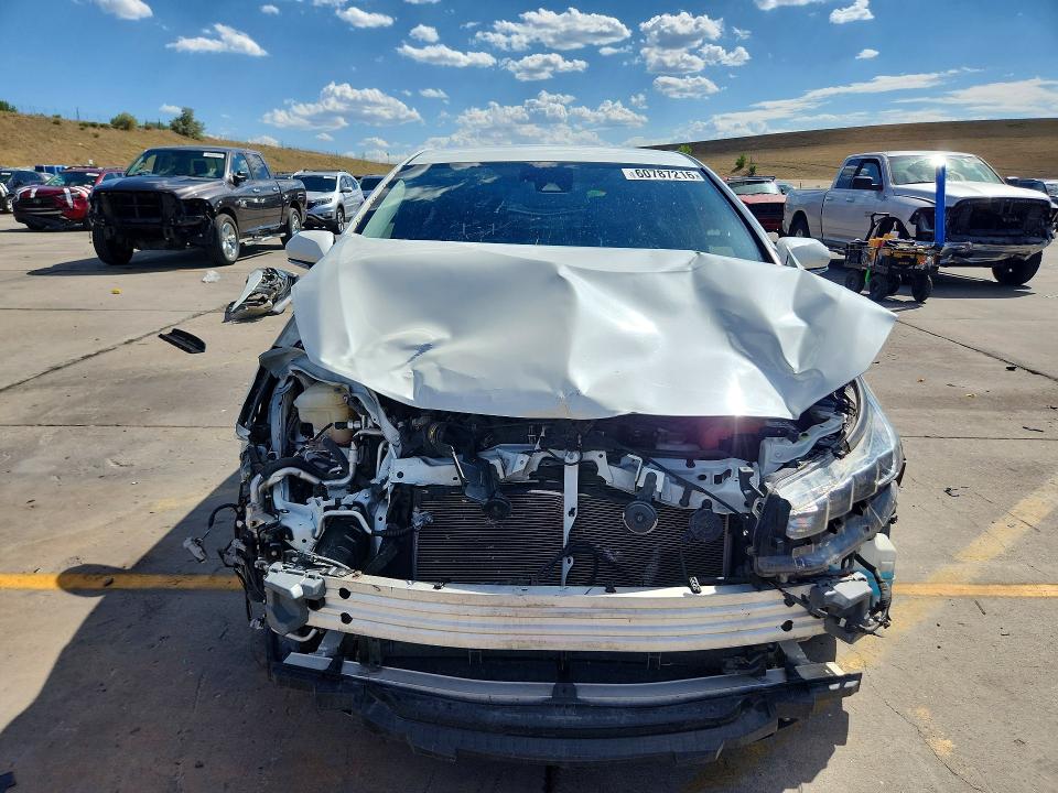 Photo 5 from auction – 2017 TOYOTA PRIUS PRIME with VIN JTDKARFP2H3006150