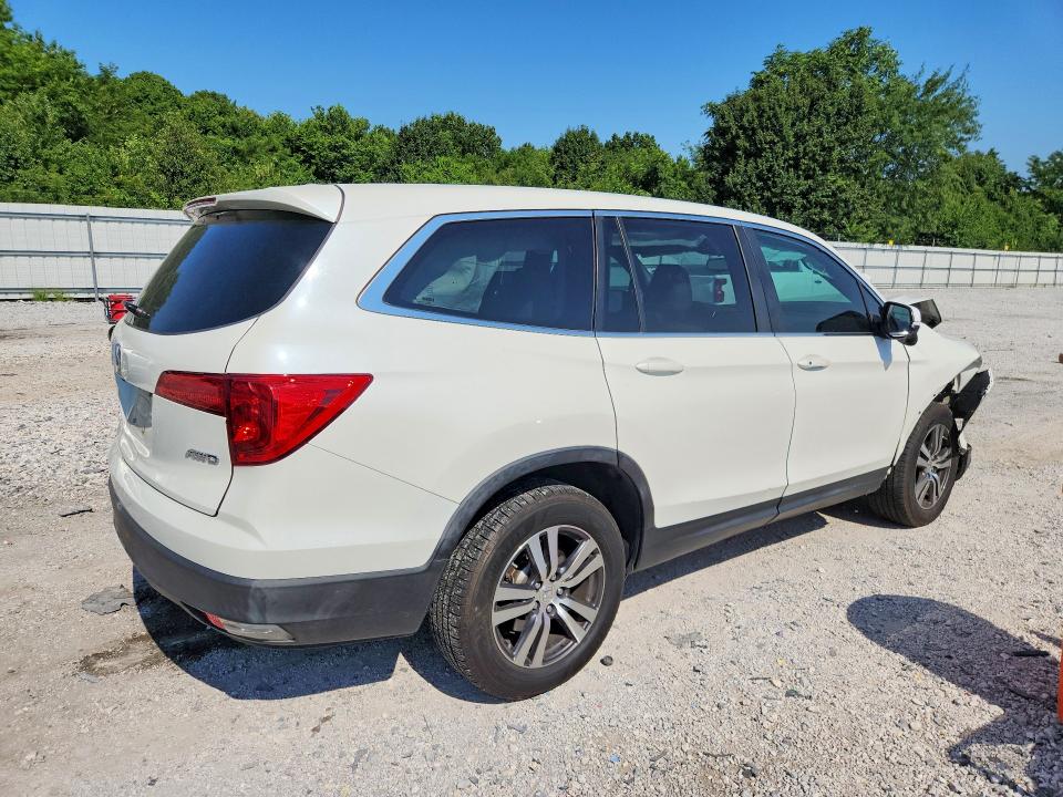 Photo 3 from auction – 2016 HONDA PILOT with VIN 5FNYF6H52GB031198