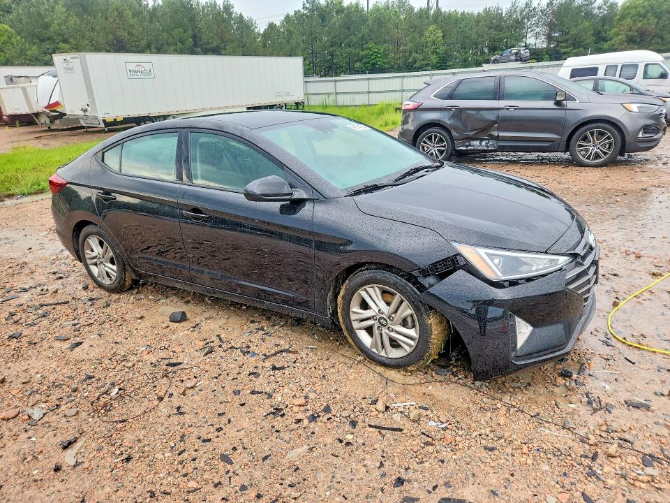 Photo 4 from auction – 2020 HYUNDAI ELANTRA with VIN 5NPD84LF9LH549138