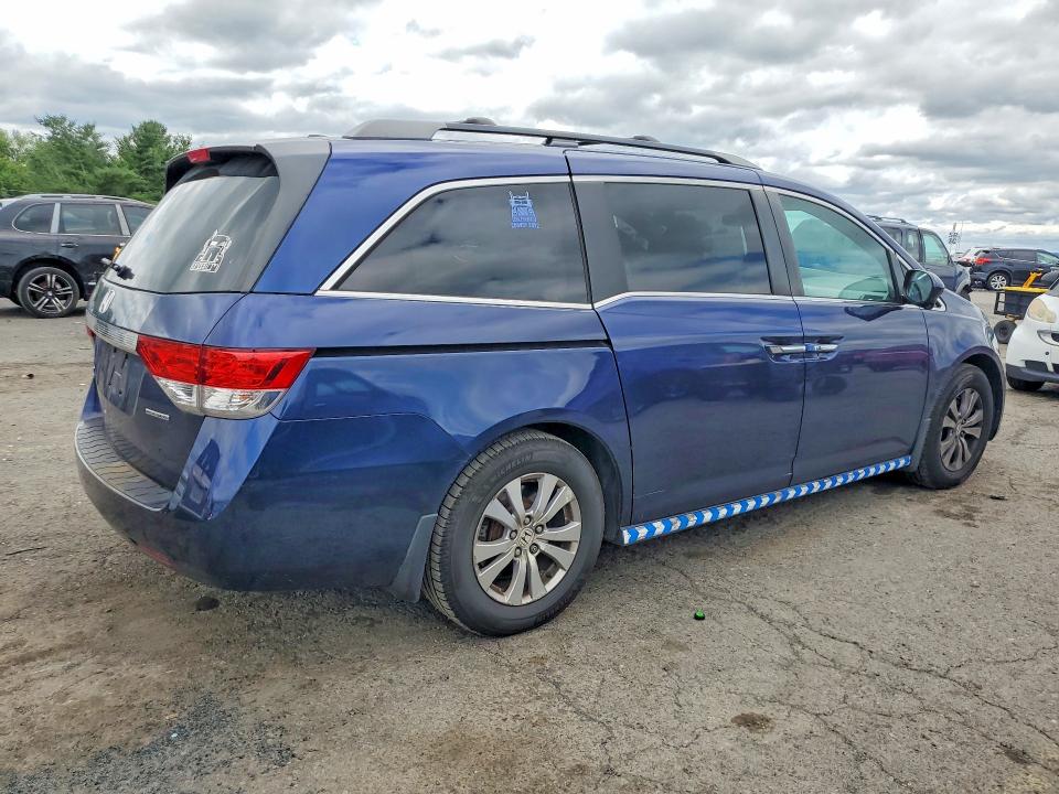 Photo 3 from auction – 2016 HONDA ODYSSEY with VIN 5FNRL5H39GB049803