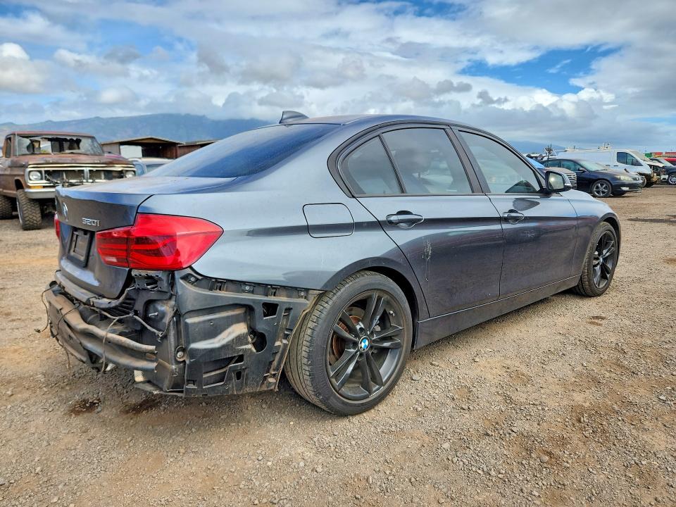 Photo 3 from auction – 2016 BMW 320 with VIN WBA8E1G52GNU11051