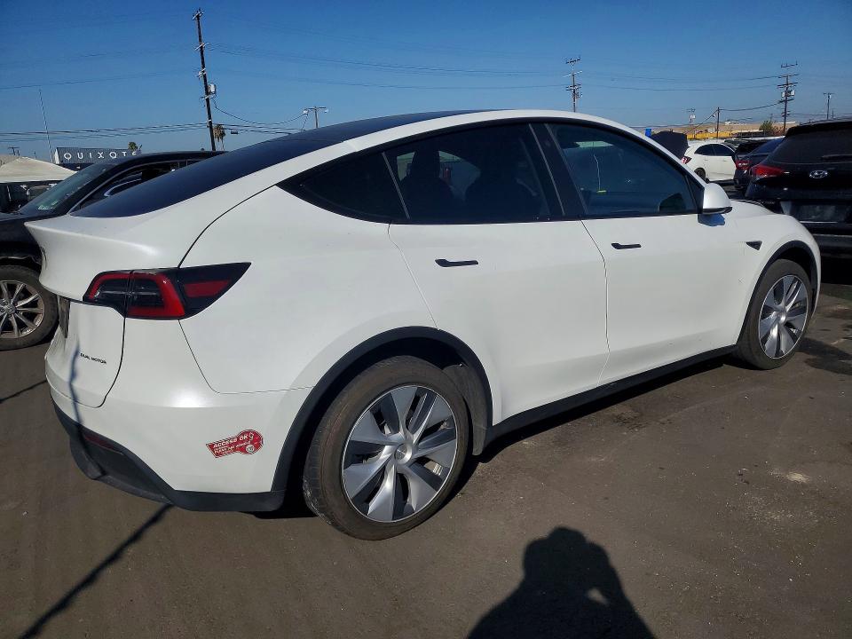 Photo 3 from auction – 2023 TESLA MODEL Y with VIN 7SAYGDEE8PA092660