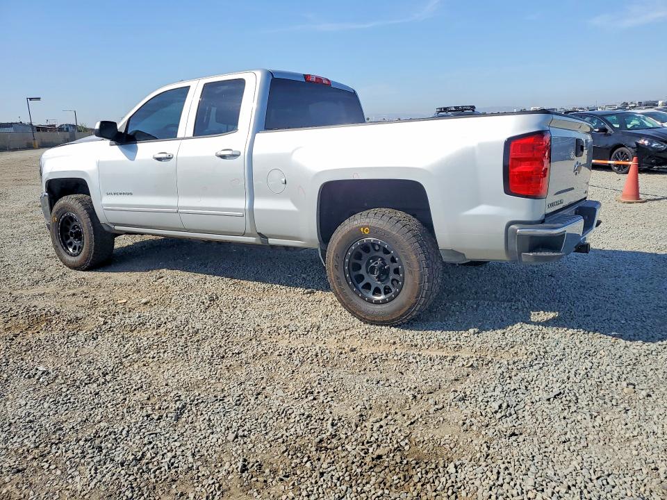 Photo 2 from auction – 2017 CHEVROLET SILVERADO with VIN 1GCRCREC5HZ210428