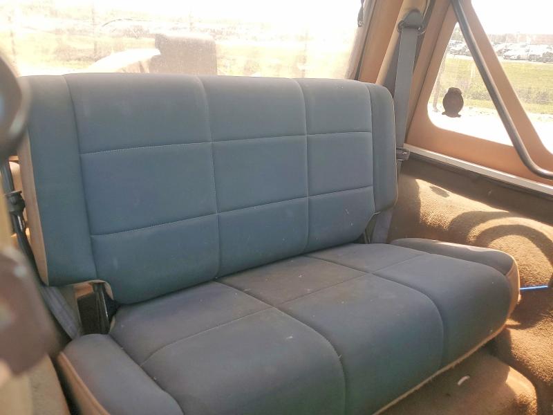 Photo 11 from auction – 2000 JEEP WRANGLER / TJ with VIN 1J4FA59S0YP773850