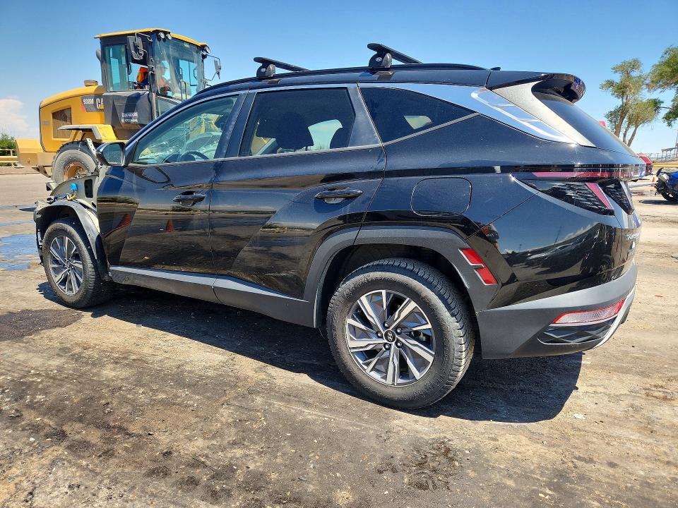 Photo 2 from auction – 2022 HYUNDAI TUCSON with VIN KM8JBCA16NU064661