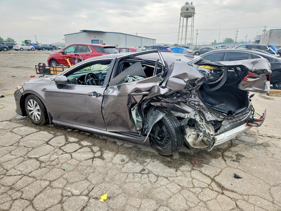 Photo 2 from auction – 2024 TOYOTA CAMRY with VIN 4T1C31AK9RU074514