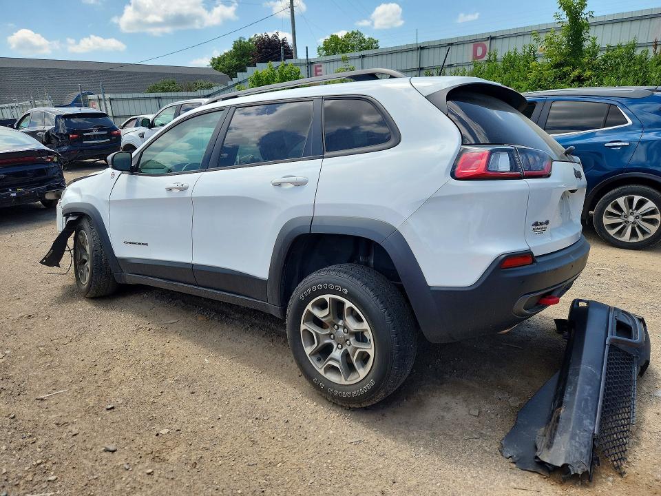 Photo 2 from auction – 2020 JEEP CHEROKEE with VIN 1C4PJMBX2LD523143