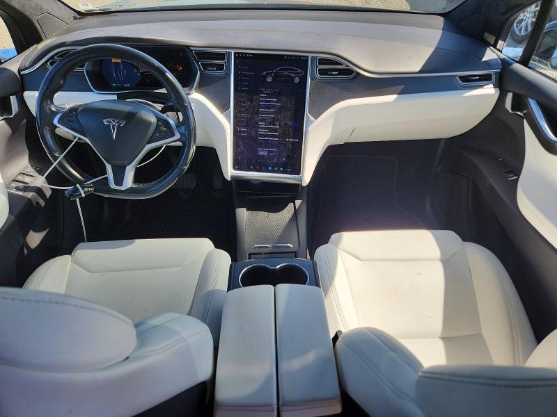صورة رقم 8 من المزاد - 2017 TESLA MODEL X مع VIN 5YJXCAE25HF065882