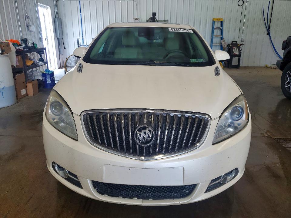 Photo 5 from auction – 2016 BUICK VERANO with VIN 1G4PS5SK3G4154396