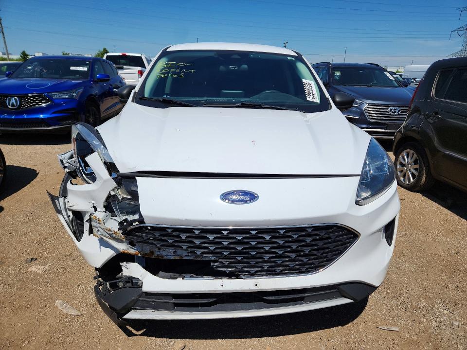 Photo 5 from auction – 2022 FORD ESCAPE with VIN 1FMCU9G68NUA93586