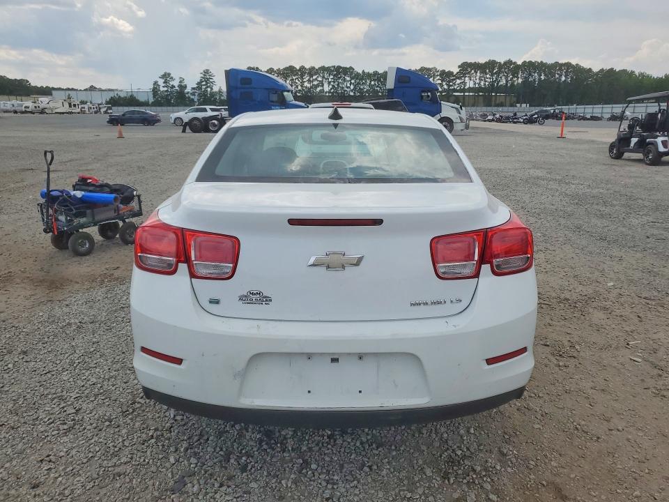 Photo 6 from auction – 2015 CHEVROLET MALIBU with VIN 1G11A5SL0FF105013