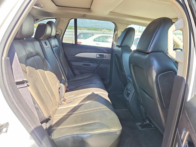Photo 11 from auction – 2011 LINCOLN MKX with VIN 2LMDJ8JK2BBJ12300