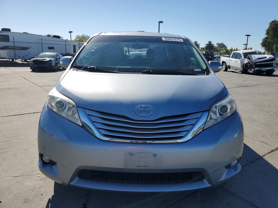 Photo 5 from auction – 2014 TOYOTA SIENNA with VIN 5TDYK3DC5ES495285