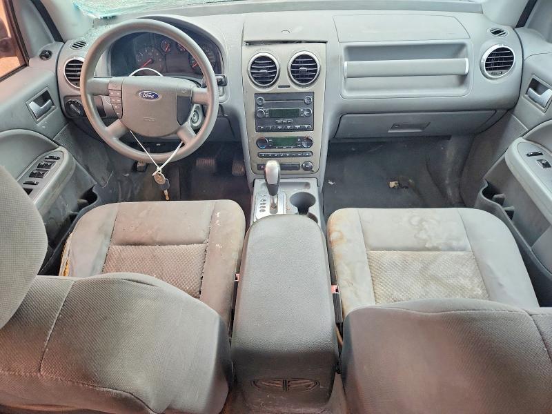 Zdjęcie 8 z aukcji – 2005 FORD FREESTYLE z VIN 1FMZK04125GA14917