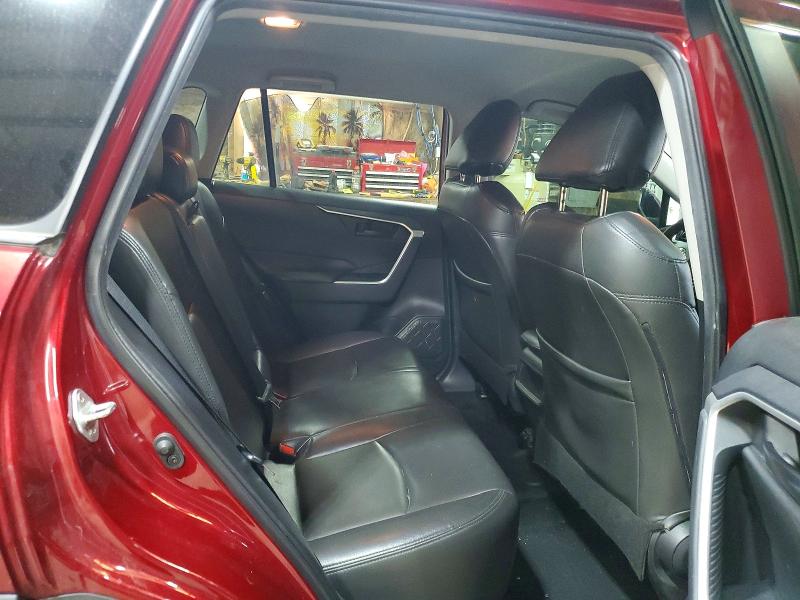 Photo 11 from auction – 2020 TOYOTA RAV4 with VIN 2T3G1RFV9LC061254