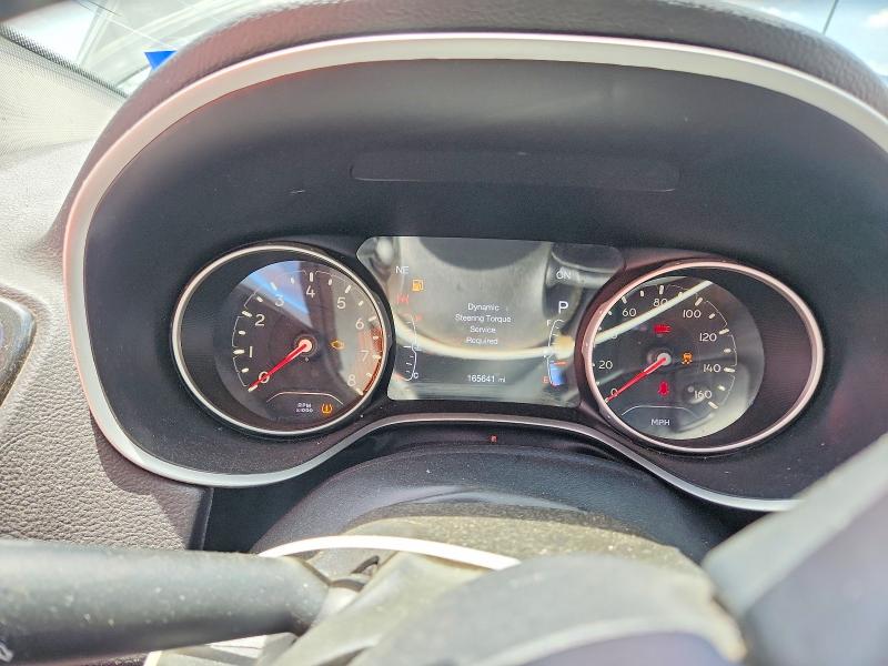 Photo 9 from auction – 2019 JEEP COMPASS with VIN 3C4NJCCB1KT748893