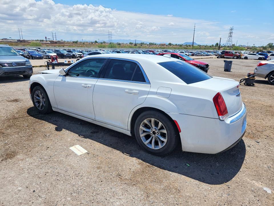 Photo 2 from auction – 2018 CHRYSLER 300 with VIN 2C3CCAAG4JH294087