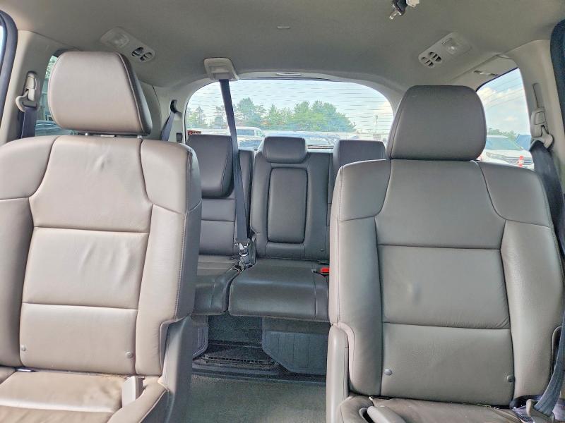 Photo 10 from auction – 2016 HONDA ODYSSEY with VIN 5FNRL5H95GB165892